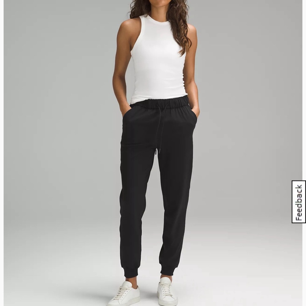 Lululemon stretch high rise black joggers -size 4 28 inches